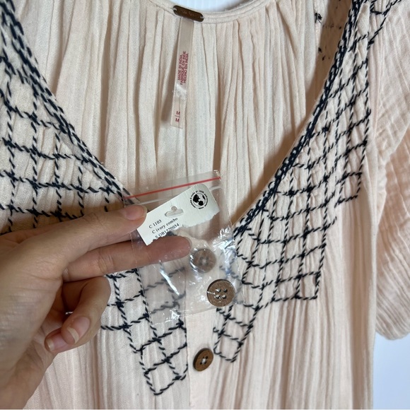 FREE PEOPLE Sunday Stroll Maxi Dress in Ivory Combo. Size Medium - Picture 16 of 16